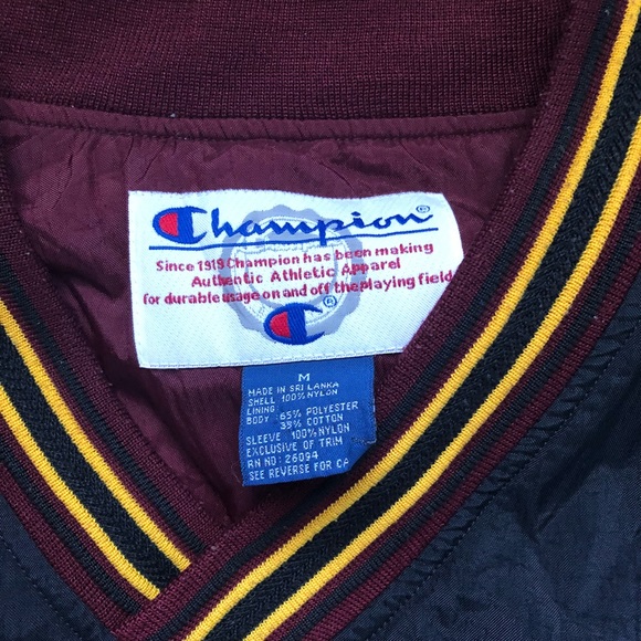 Champion windbreaker - Picture 2 of 4
